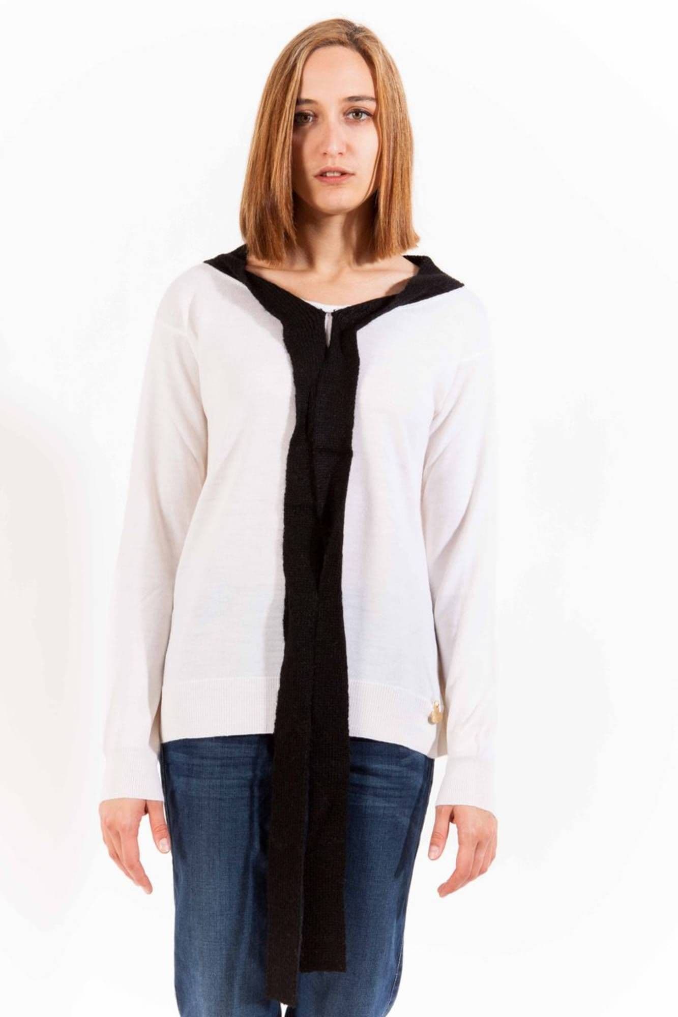 LOVE MOSCHINO Damen Pullover in Weiß